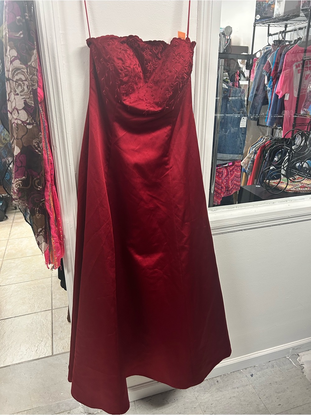 Michelangelo Burgundy Strapless Embroidered A-Line Formal Gown Size 12